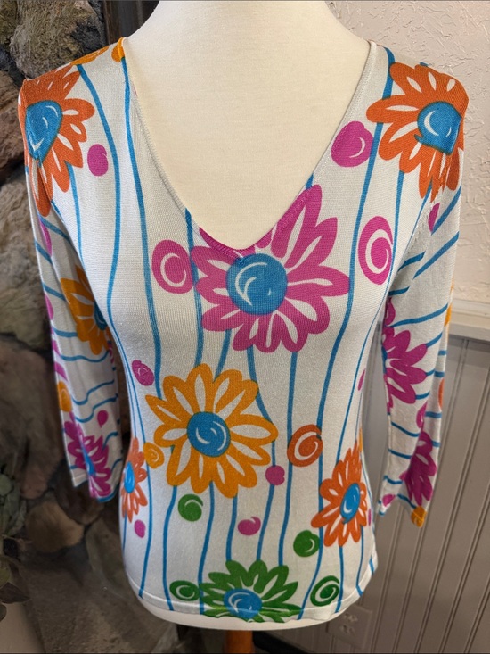 Joseph Tops - Joseph Floral V-Neck Top in White with Pink, Orange, Blue and Green Flowers